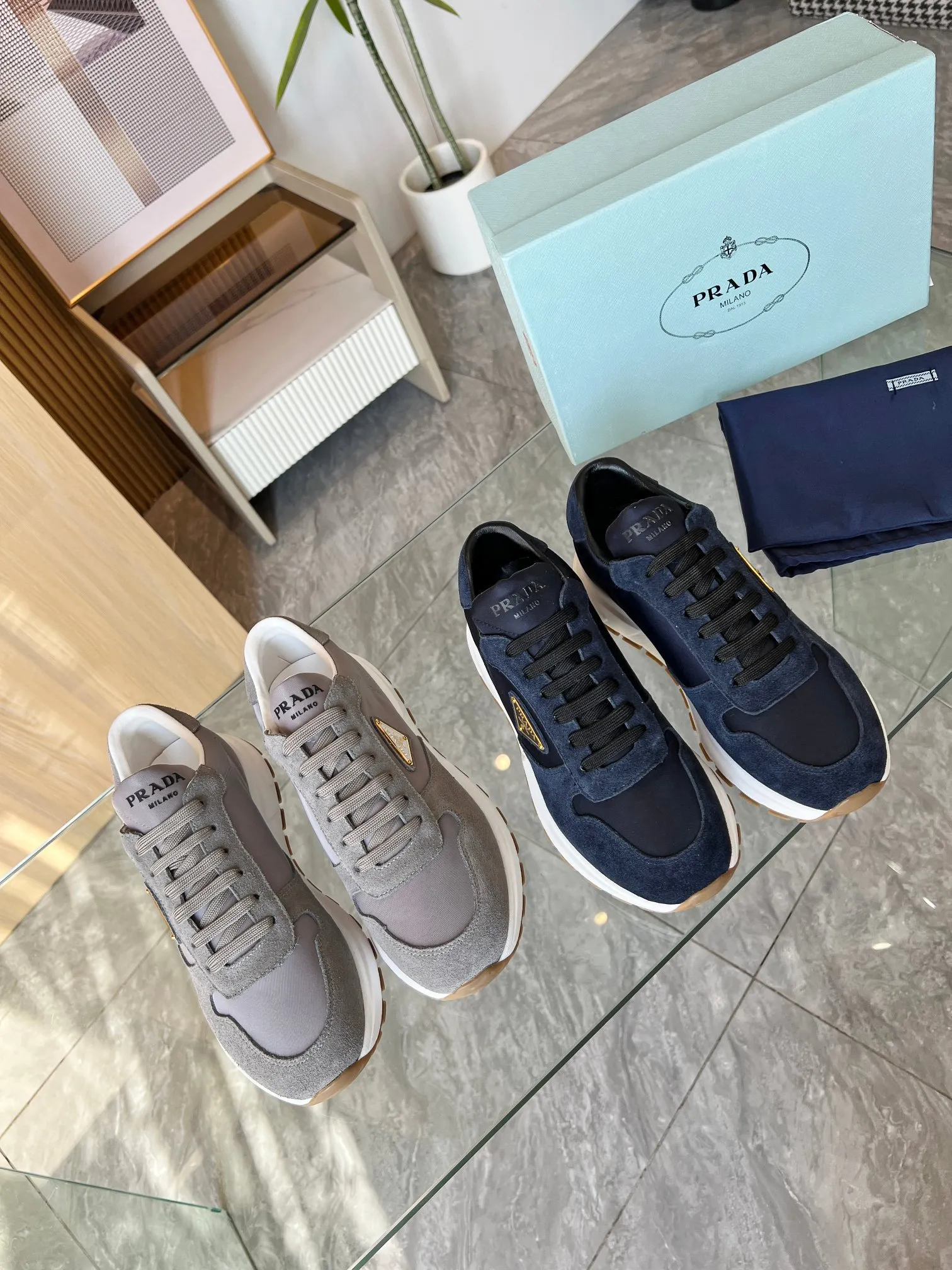 👟👟Ex-factory price 520👟👟 Prada "PRADA.." 2025 explosive model for couples has been shipped. , original version developed 1:1, fabric: anti-cement nylon cloth, lining: sheepskin, foot weight: sheepskin, 35--46 yards, "34 and 41 yards can be customized and cannot be returned",